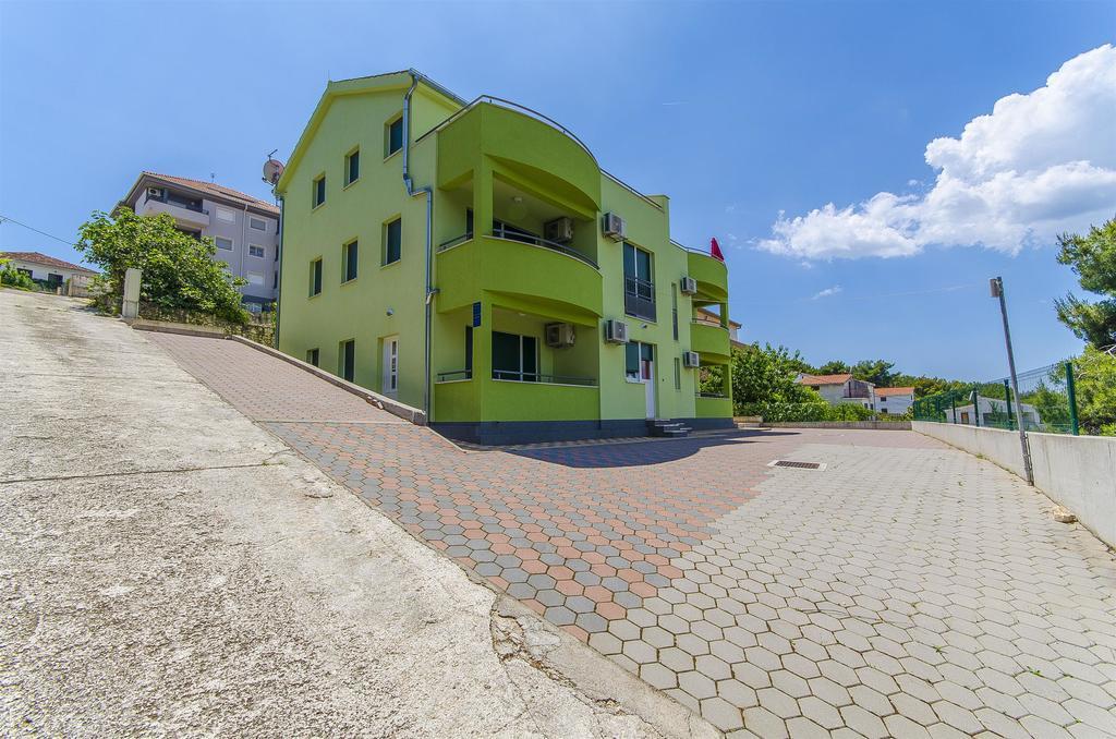 Apartments Pava Donji Okrug  Exterior foto